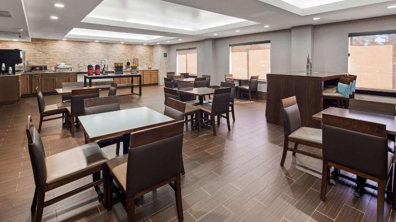 هتل Best Western Plus Raleigh Crabtree Valley
