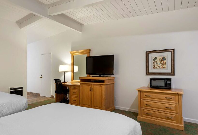 هتل Best Western Plus Santa Barbara
