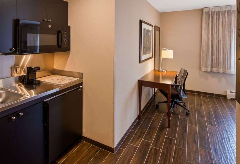 ホテル Best Western Plus Superior Inn