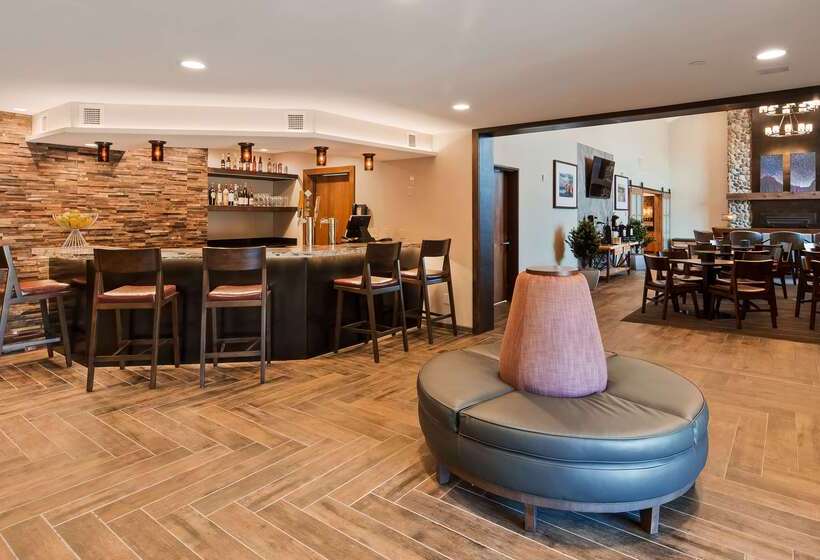 ホテル Best Western Plus Superior Inn