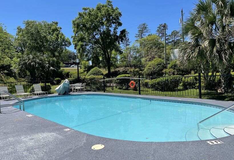 酒店 Best Western Tallahasseedowntown Inn And Suites