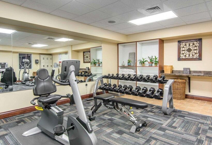 هتل Bluegreen Vacations Patrick Henry Sqr, Ascend Resort Collection