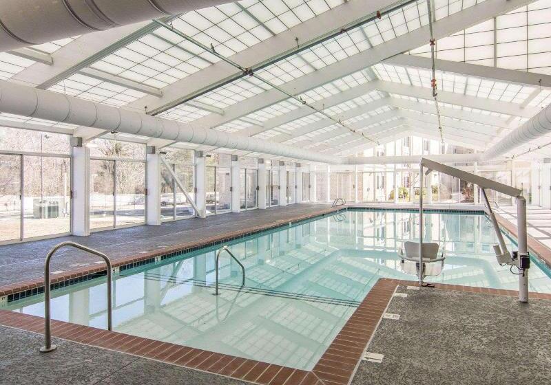 هتل Bluegreen Vacations Patrick Henry Sqr, Ascend Resort Collection