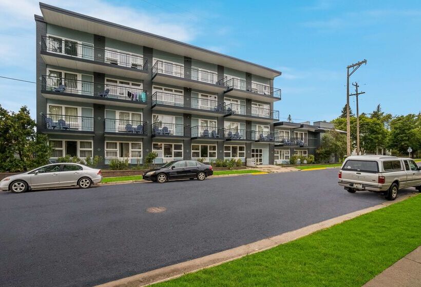 هتل Clarion Pointe Rhinelander Downtown