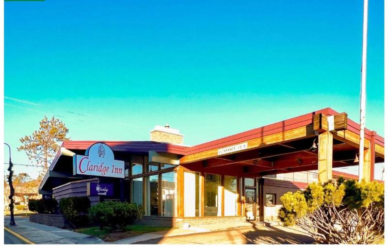 هتل Clarion Pointe Rhinelander Downtown