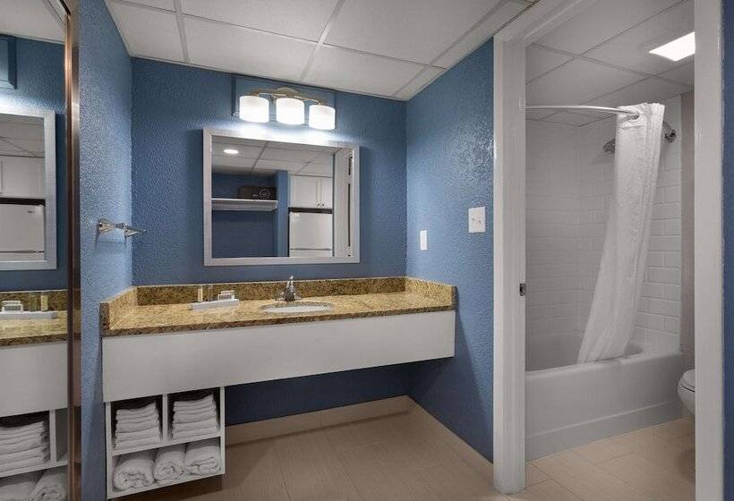هتل Dayton House Resort   Bw Signature Collection