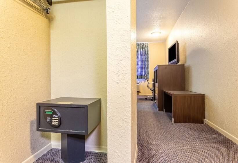 ホテル Econo Lodge