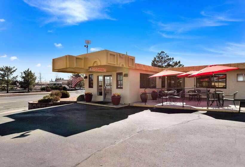 בית מלון כפרי Econo Lodge Flagstaff Route 66
