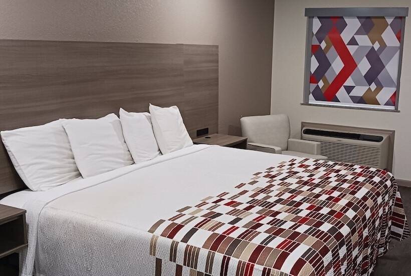 Отель Red Roof Inn Nacogdoches