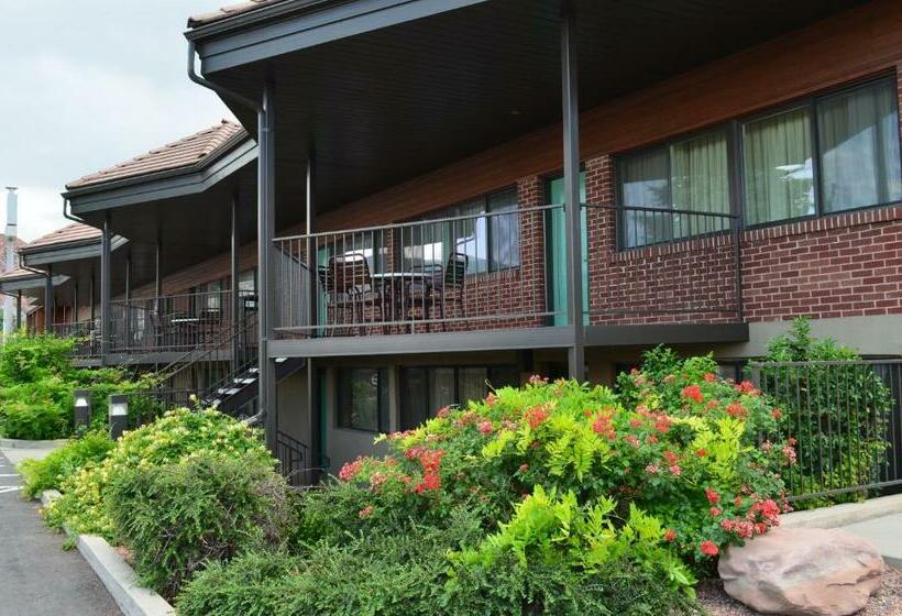 هتل Baymont By Wyndham Cedar City