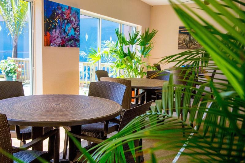 هتل Flagship Oceanfront