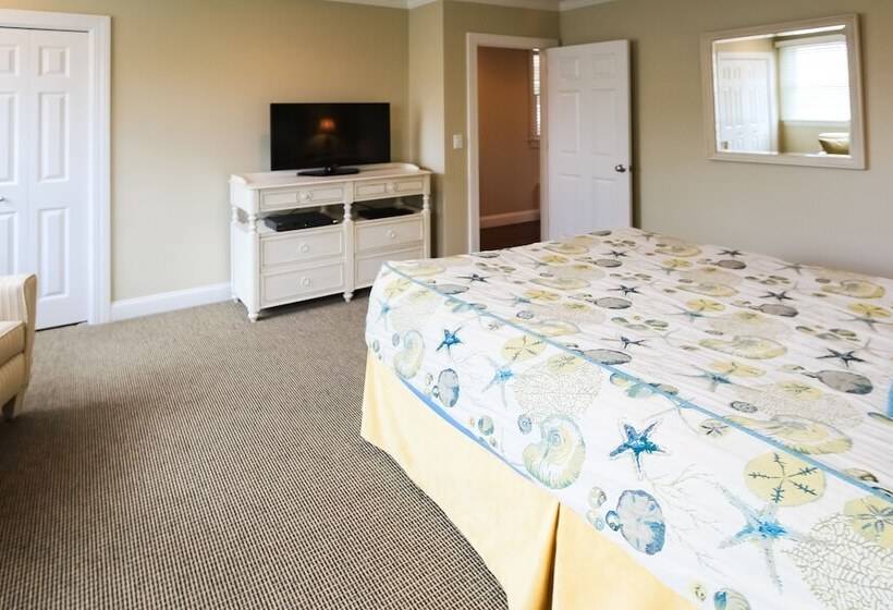 هتل Innseason Resorts Harborwalk