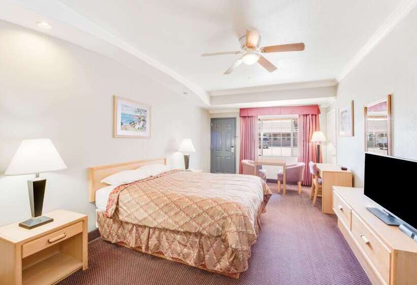هتل Knights Inn Van Horn