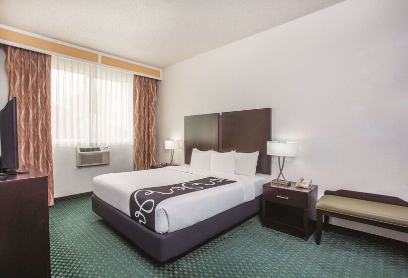 Отель La Quinta Inn By Wyndham Berkeley
