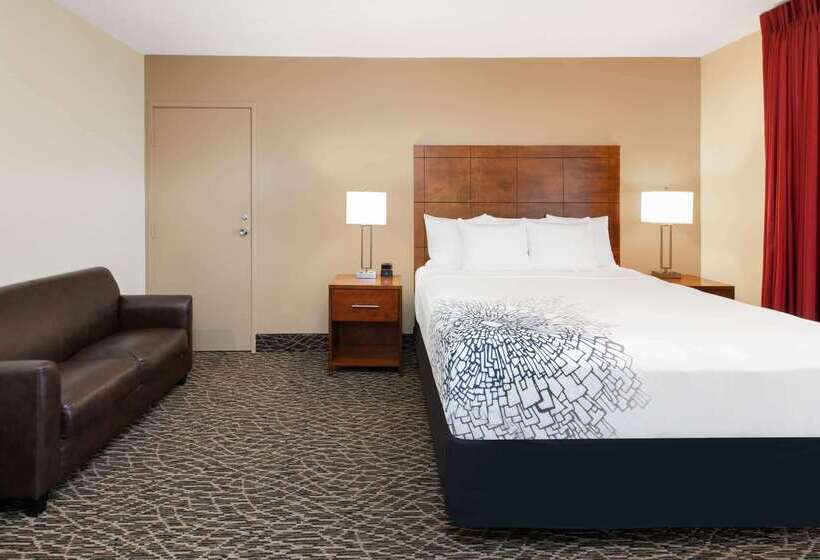هتل La Quinta By Wyndham Clearwater Central