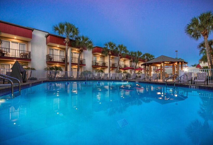 هتل La Quinta Inn By Wyndham Clearwater Central