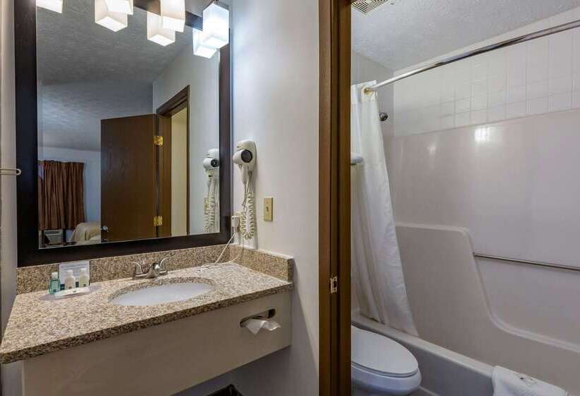فندق Quality Inn Austintown Youngstown West