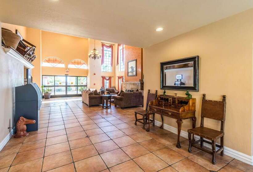 בית מלון כפרי Quality Inn Casa Grande I 10