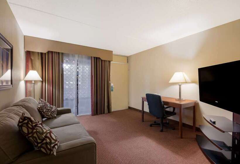 فندق Quality Inn
