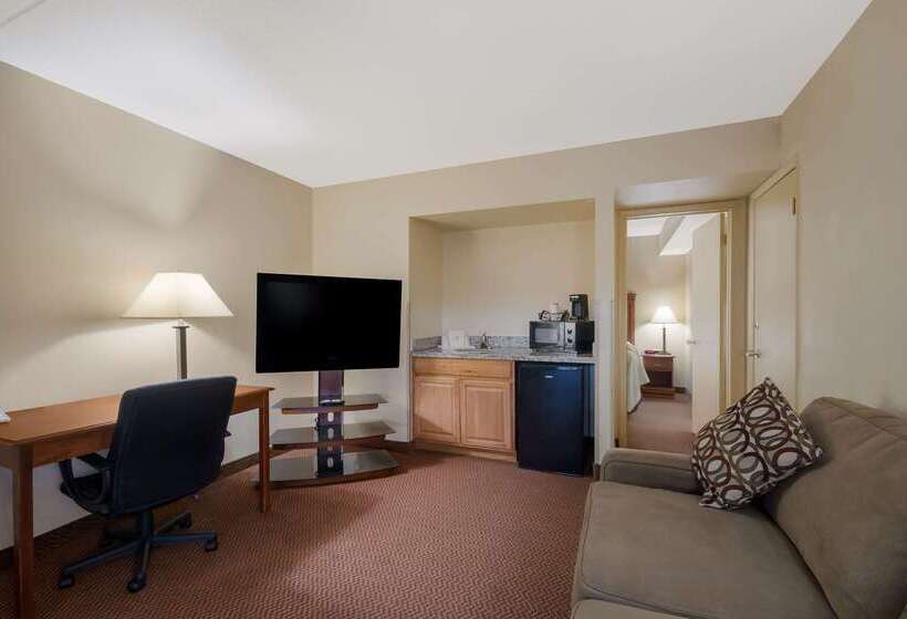 فندق Quality Inn