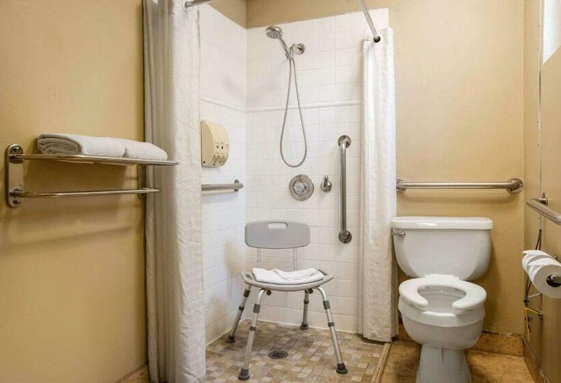 בית מלון כפרי Quality Inn Chula Vista San Diego South