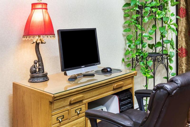 בית מלון כפרי Quality Inn