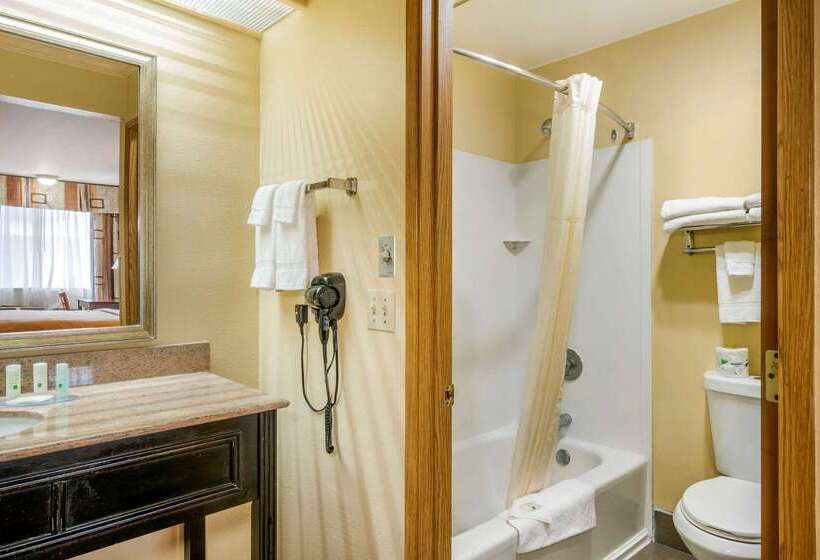 هتل Quality Inn Klamath Falls  Crater Lake Gateway