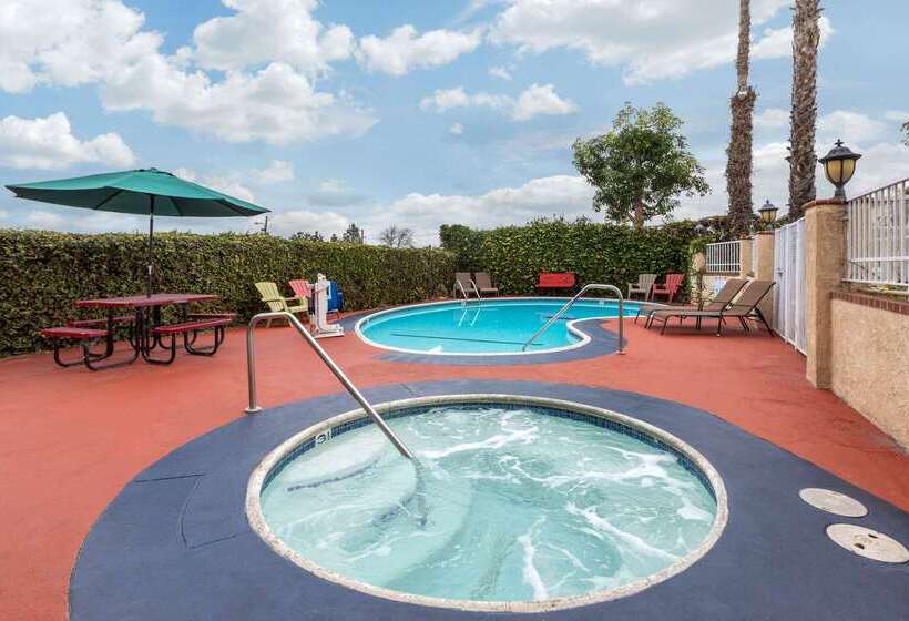 هتل Quality Inn Lomita Los Angeles South Bay