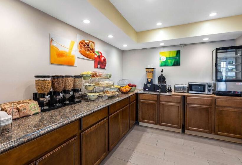 هتل Quality Inn Lomita Los Angeles South Bay