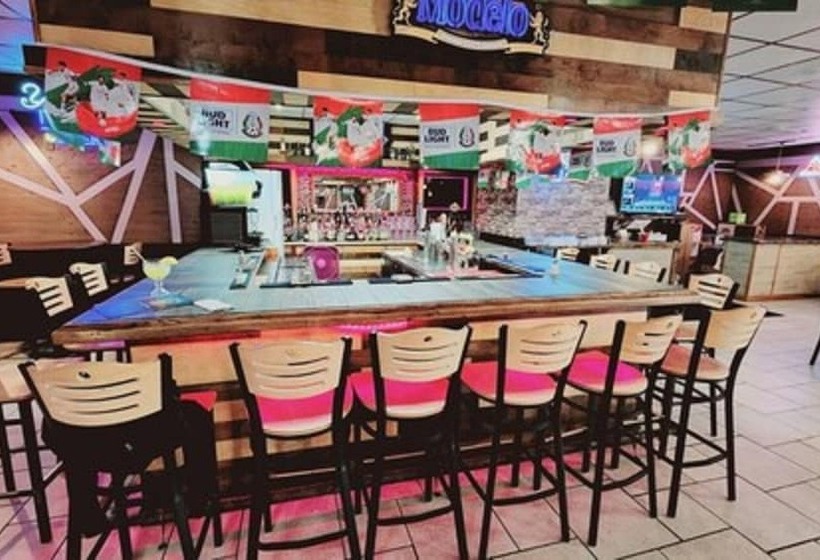 בית מלון כפרי Roadside Inn