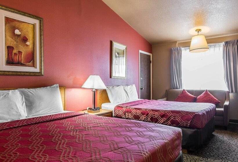 فندق Rodeway Inn