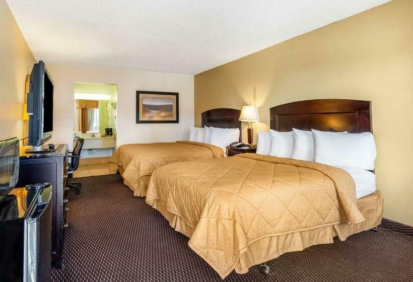هتل Rodeway Inn & Suites