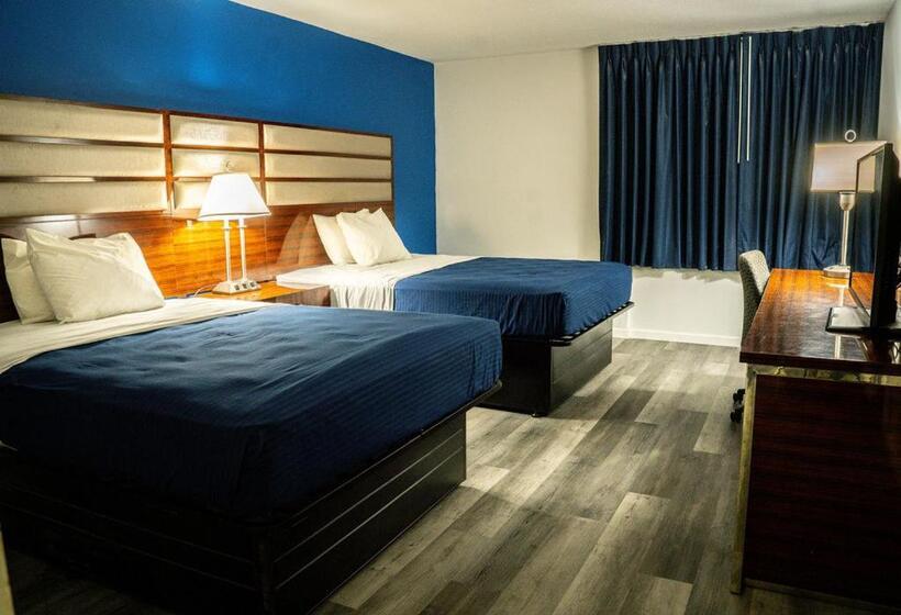 هتل Royal Inn & Suites