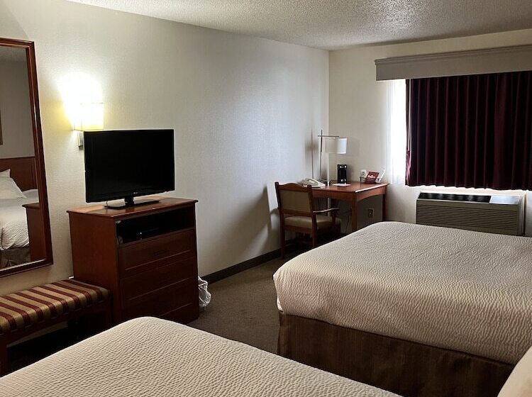 Отель Serena Inn & Suites Sundance