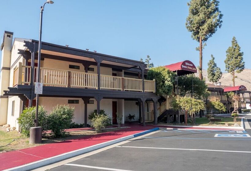 هتل Western Holiday Lodge