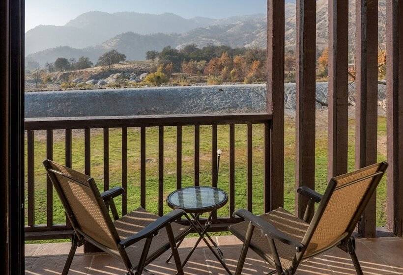 هتل Western Holiday Lodge