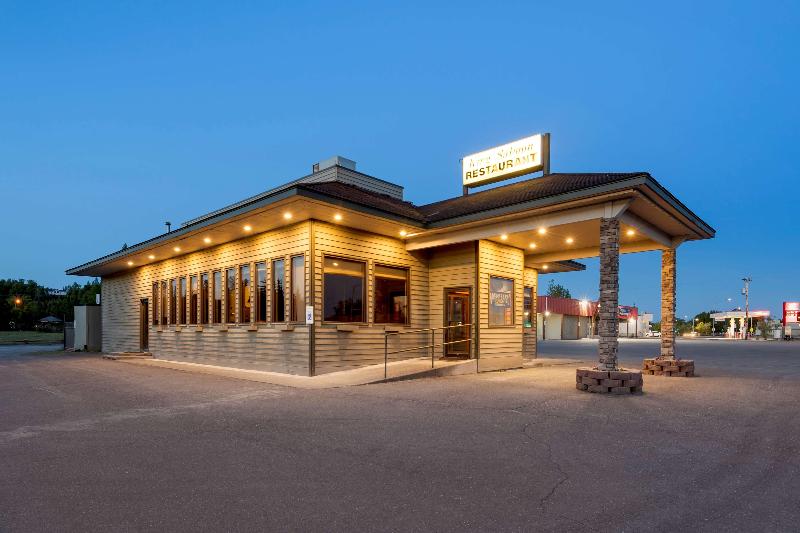 مُتل Best Western King Salmon Inn