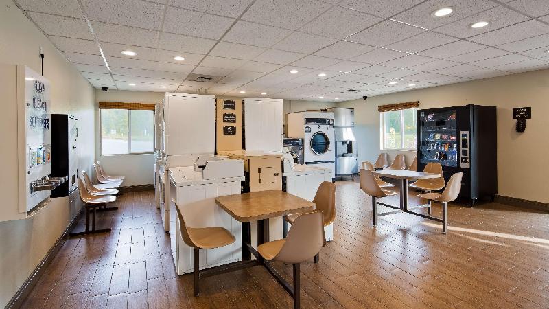 مُتل Best Western King Salmon Inn