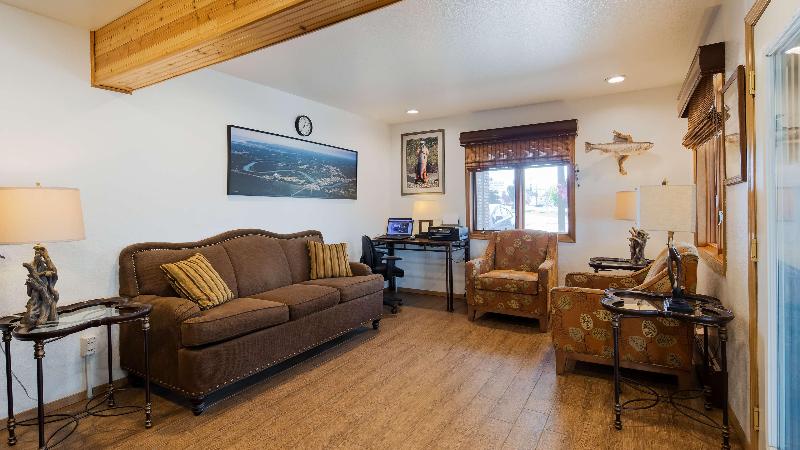 مُتل Best Western King Salmon Inn