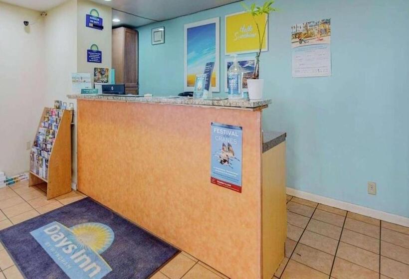 فندق على الطريق Days Inn By Wyndham Socorro