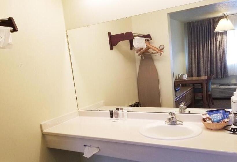 مُتل Magnuson Hotel Ely