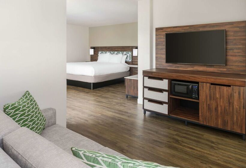 استراحتگاه Hampton Inn Key West Fl