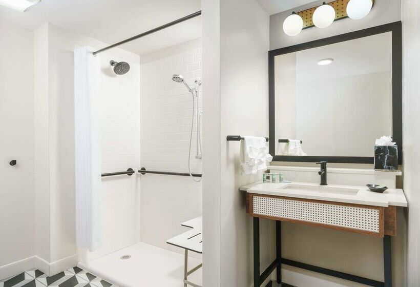 استراحتگاه Hampton Inn Key West Fl