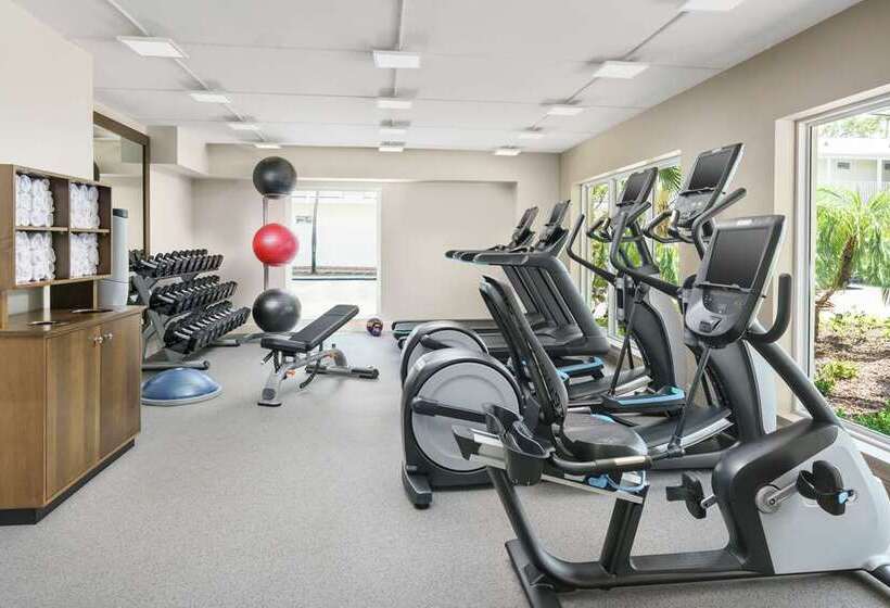 استراحتگاه Hampton Inn Key West Fl