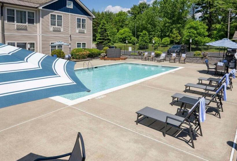 The Hotel Saratoga, Ascend Hotel Collection