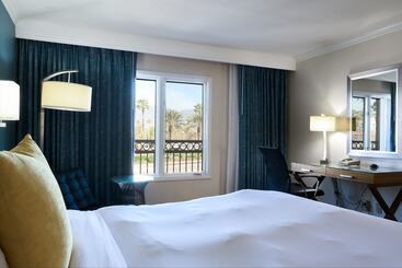 Delta Hotels By Marriott Ontario Airport