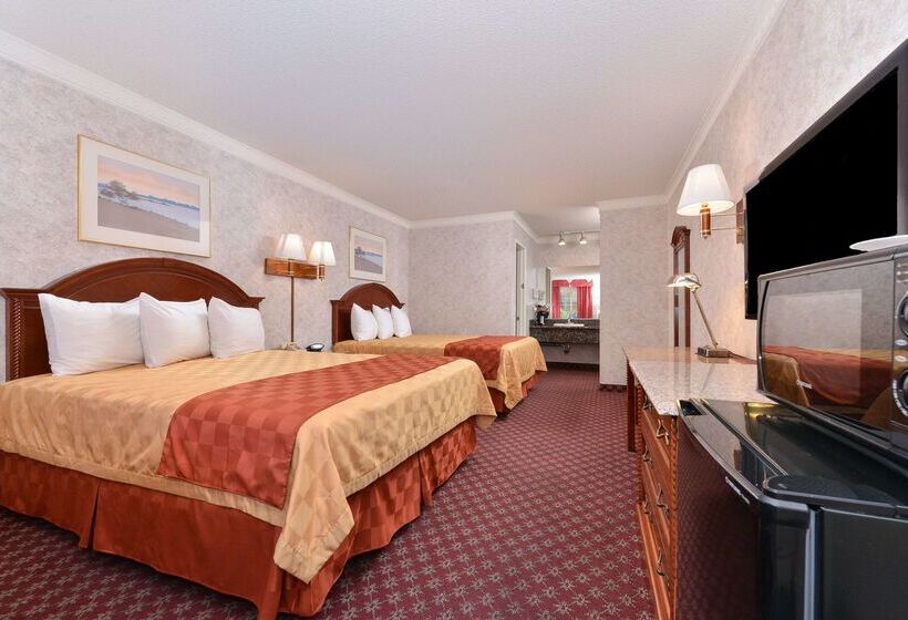 בית מלון כפרי Americas Best Value Inn & Suites Fontana