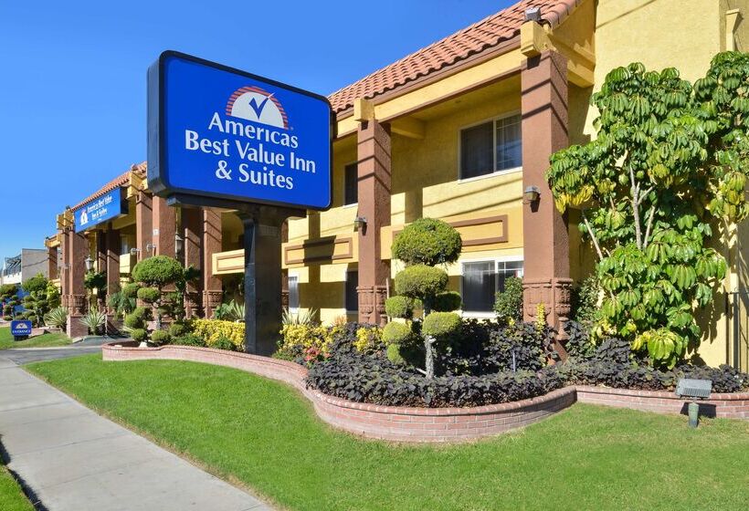 בית מלון כפרי Americas Best Value Inn & Suites Fontana