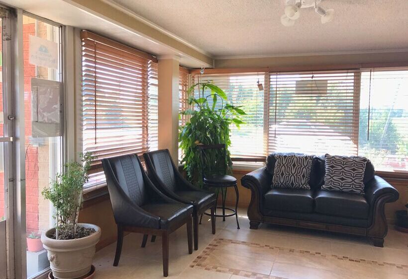 ホテル Americas Best Value Inn & Suites Macon At Sunset Dr
