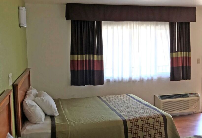 Hotel Americas Best Value Inn Visalia